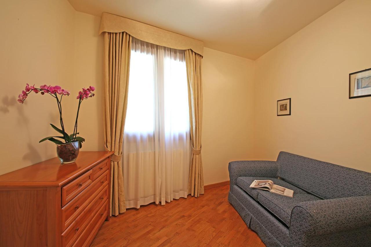 Appartamenti Borgo Gardone Riviera Exterior foto